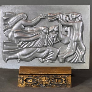 Very early art-deco - Antoine Bourdelle - Apollo and his meditation surrounded by the 9 muses , Théâtre des Champs Elysées - Paris France