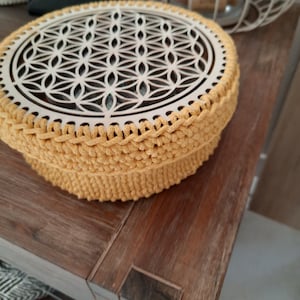 crochet box