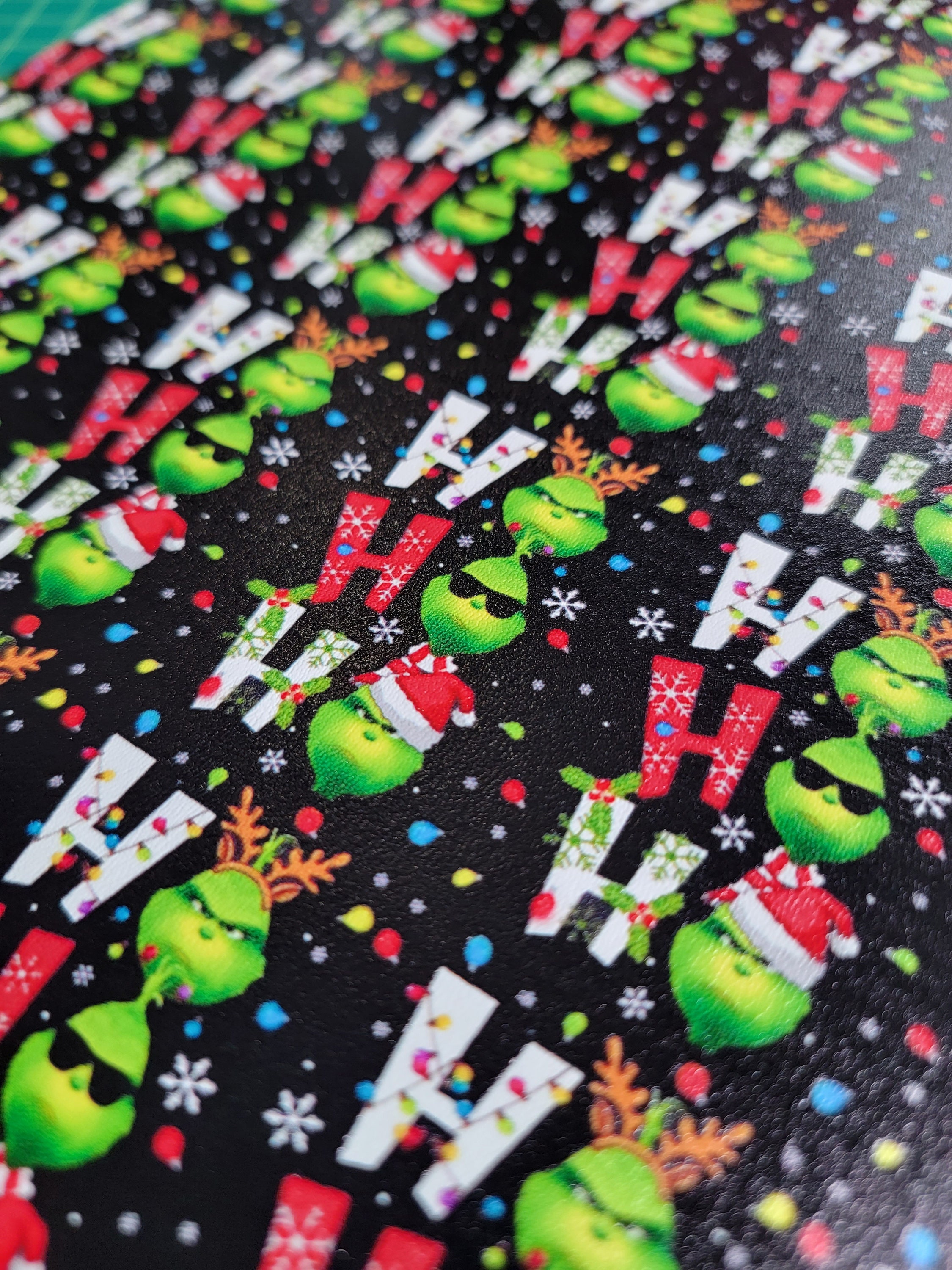 8x11, The Grinch Synthetic Leather, Custom Leather Sheets, Christmas  Leather, Louis Vuitton Leather Sheet, Faux Leather, Synthetic Leather  Sheet, Litchi, Glitter, Patent, Vinyl, DIY Hair Bows, 1 Sheet - Jennifer's  Goodies Galore