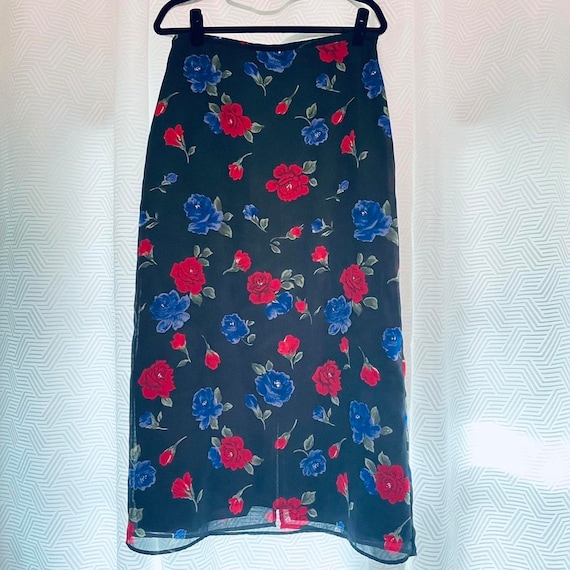 Vintage Blue and Red Rose Printed Black Maxi Skirt - image 1