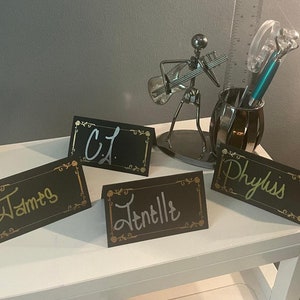Todas las tarjetas de mesa escritas a mano, bodas, sobres de fiesta, invitaciones y cartas.