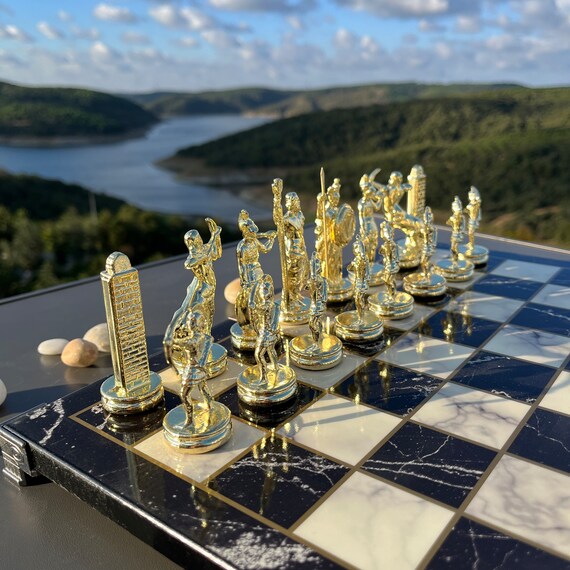 Historical Antique Rome Patterned Chess Set Luxury Chess Set