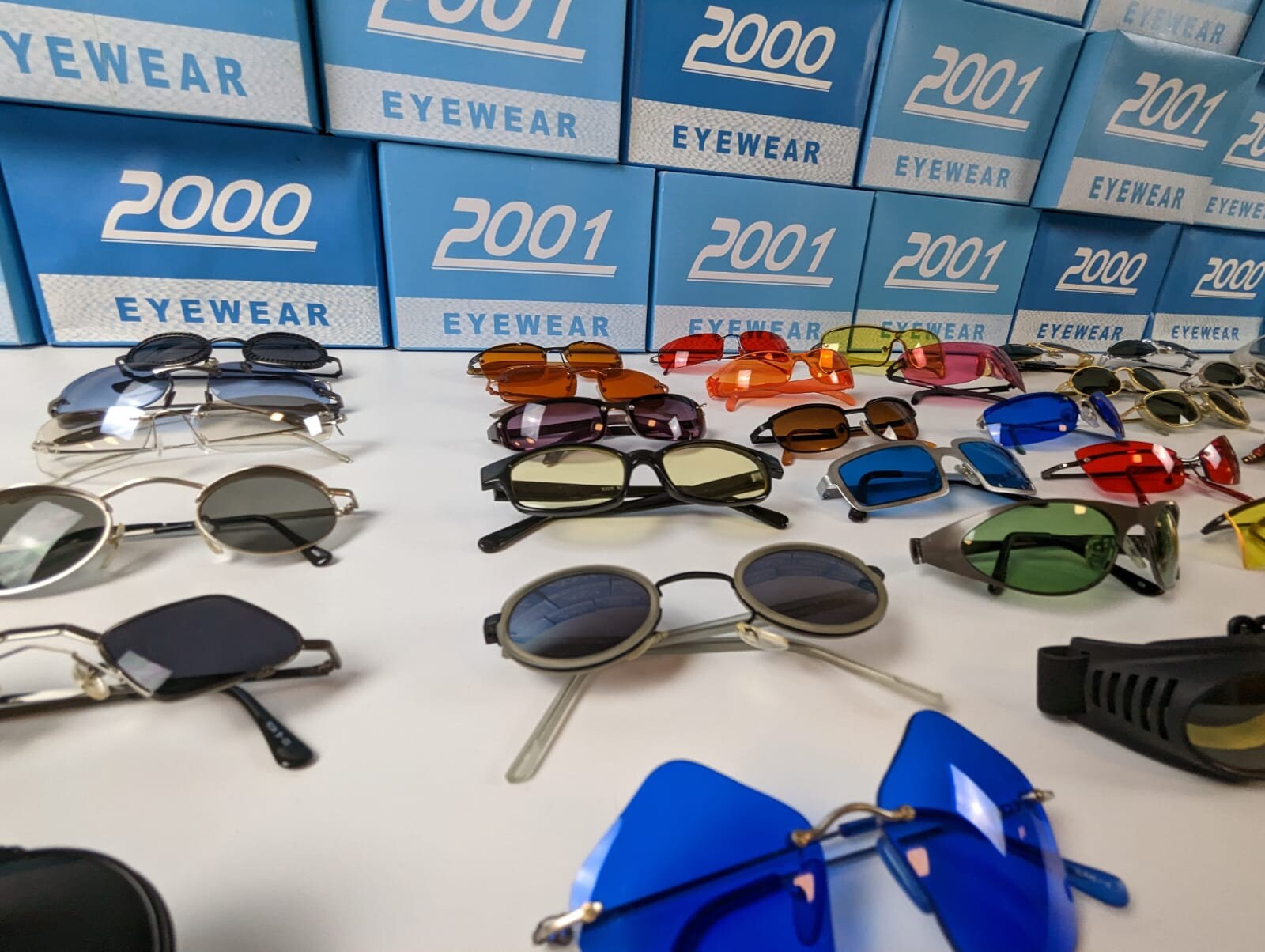 Wholesale Y2K Vintage Sunglasses Mix / Bundle Bulk - Etsy