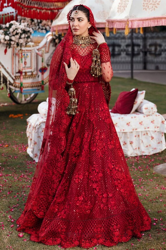 Red maxi dress pakistani sale