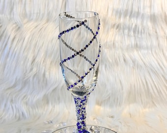 Custom Champagne Glass, Wedding Wine Glass, Rhinestone & Pearls Wine Glass, Birthday Girl Wine Glass, Birthday Gifts, Anniversary Gifts,