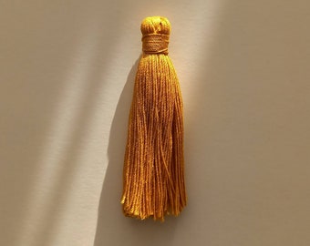 Tassel made of 100% cotton yarn