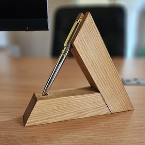 Elegant Wooden Pen Holder Stand Display