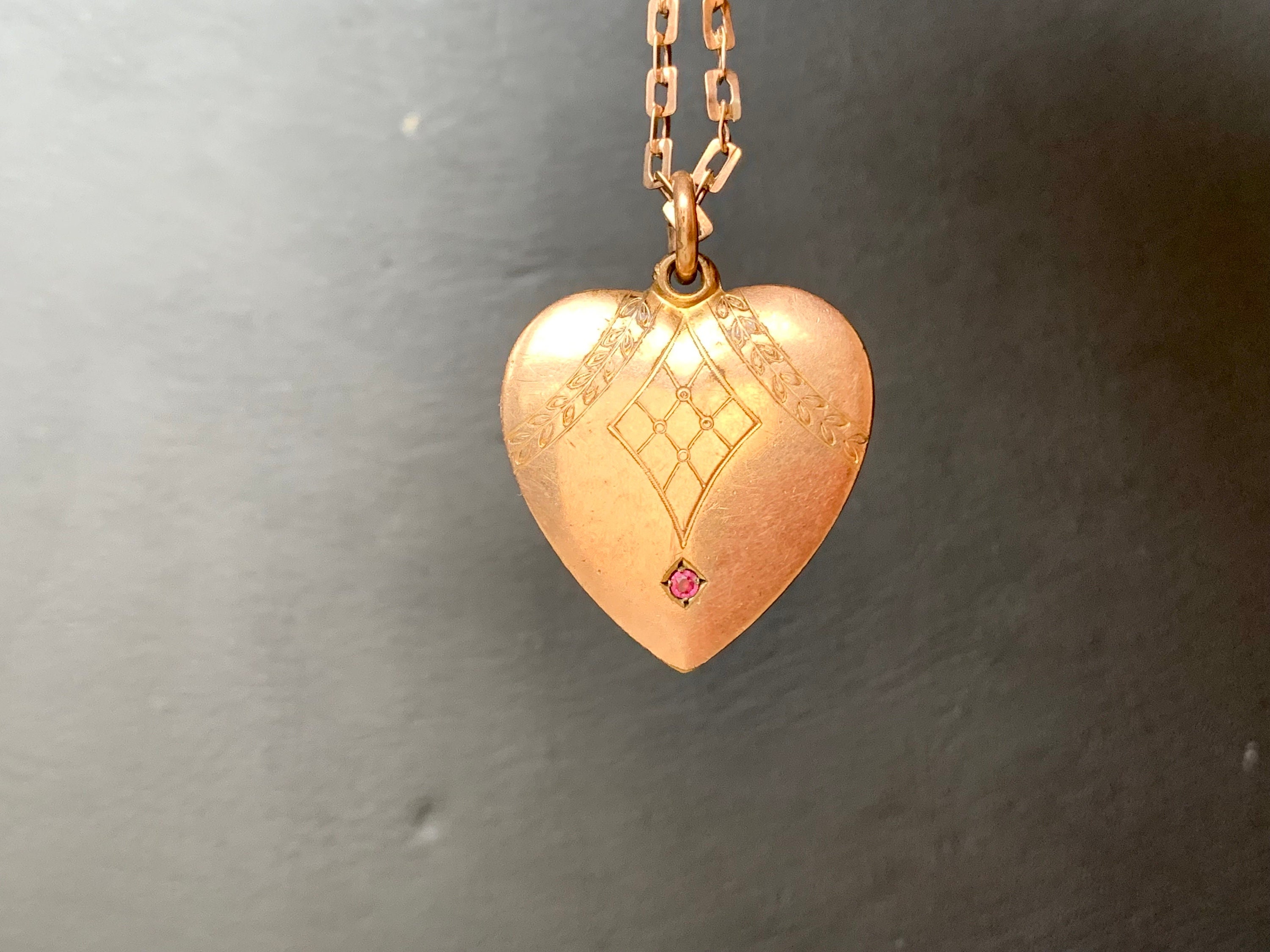 Buy Stylized - Small Victorian Heart