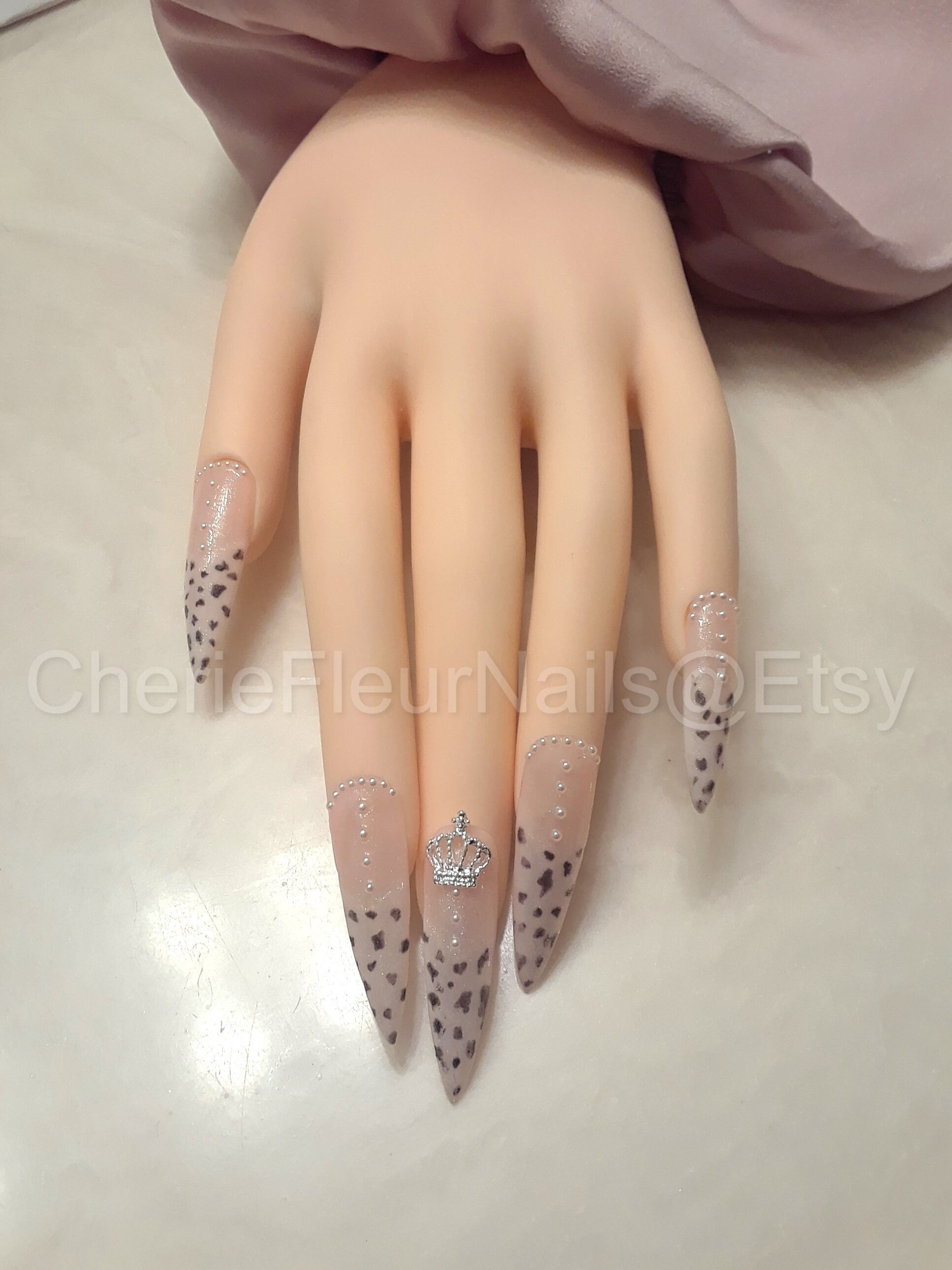 Pink and White Nails - Etsy