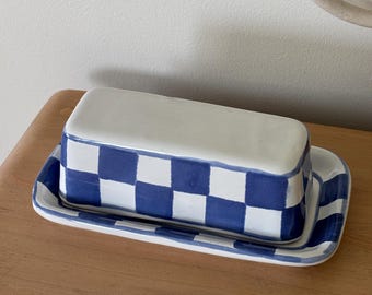 Mantequera vintage a cuadros azul terracota y blanco