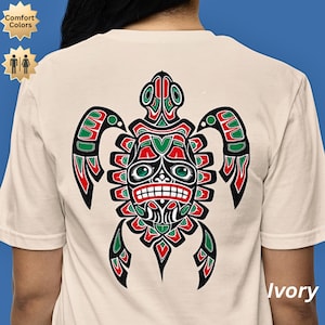 Haida havssköldpadda T-shirt, Stillahavsnordvästlig inhemsk konst T-shirt, symbol för livslängdsskydd, inspirerad av nordvästlig inhemsk konst