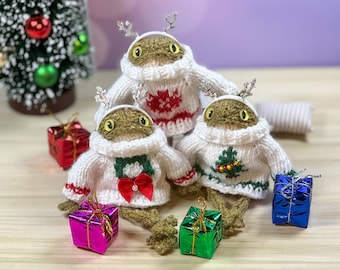 Knitted pocket frog, 4.5 inches, Christmas, New Year, fun sweaters for your toy, stuffed animal, handmade gift