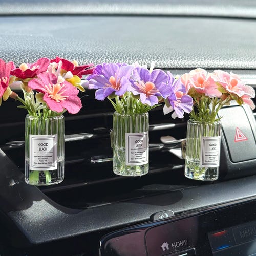 Diffuseur de désodorisant floral, Accessoires de voiture mignons, Diffuseur d'huiles essentielles, Cadeau esthétique pour voiture, Clip de ventilation, Cadeau pour elle