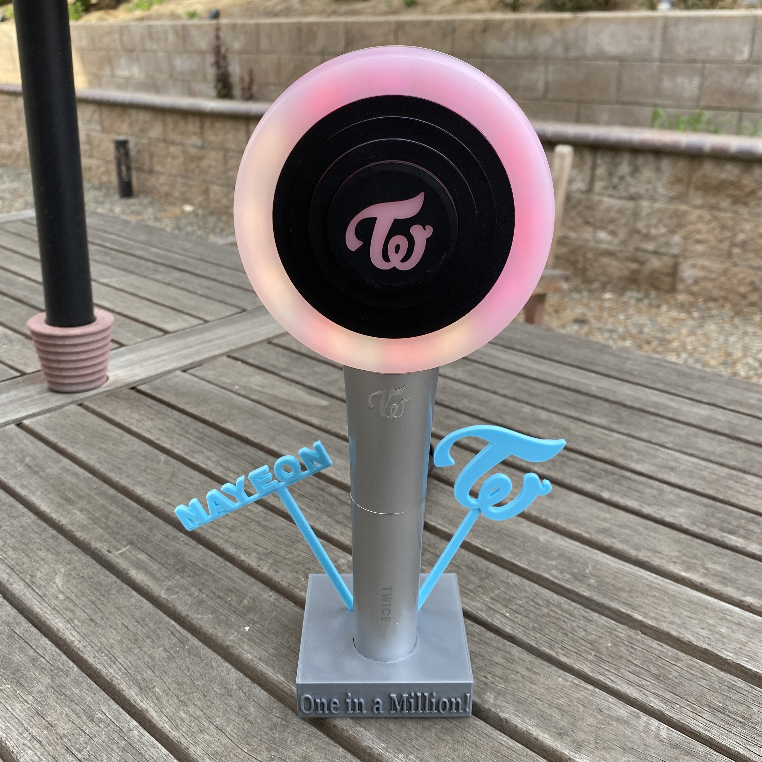 Candybong Display Stands : r/twice