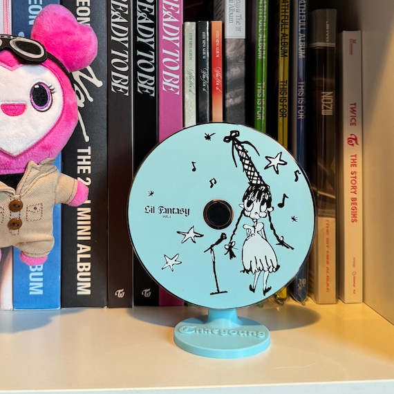 チェヨン リル ファンタジー CDスタンド | アルバムカラーの3Dプリント