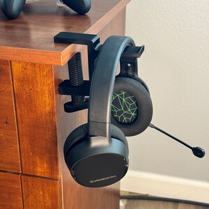 Headphone Holder Desk Clamp for gamers, home office, remote workers in custom colors, Father&#39;s Day Gift