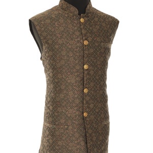 Men’s Cream Embossed Nehru Jacket – Elegant Sleeveless Ethnic Wear