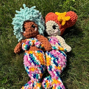 Custom Handmade Crochet Mermaid Plushie - Personalized Colors & Details - Unique Gift for Ocean Lovers