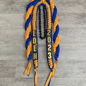 Graduation lei set