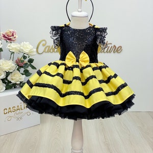 Bee Dress. Baby girl dress for bee birthday. Bee costume. Knee-length fluffy bumblebee dress costume outfit. Shiny sequin fabric bee theme