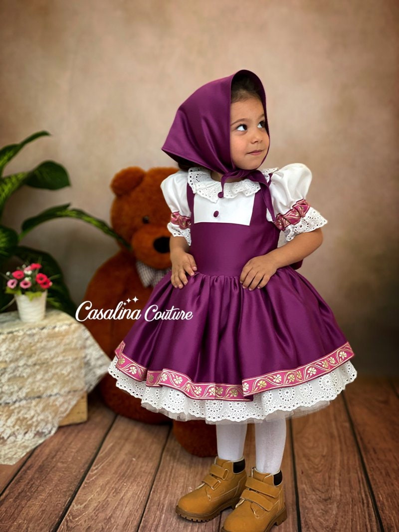 Masha vestido de niña con temática de Masha Etsy México