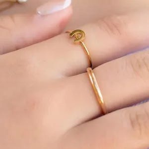 Anel de ferradura da sorte, aço inoxidável pvd de ouro 18k, anel minimalista empilhável, anéis delicados para mulheres, joias à prova d'água e antimanchas –