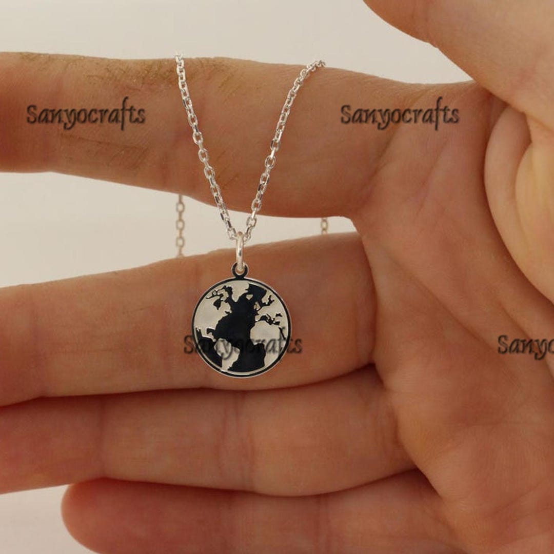 スターリングシルバー世界マップネックレスパーソナライズ名前日付大陸世界チャームペンダントWorld Traveler Loverクリスマスギフトジュ　並行輸入 : Earth Planet ネックレス レディース 18Kゴールド