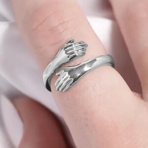 Anillo de abrazo, anillo sentimental, joyería hipoalergénica, que no se deslustra y es resistente al agua para mujeres, regalos para amigas, regalos para mamá, regalos para hija