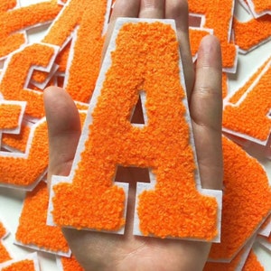 Toppa ricamata in ciniglia arancione con lettere stirabili, applicazione fai da te con nome, toppe con alfabeto per abbigliamento, borse, accessori