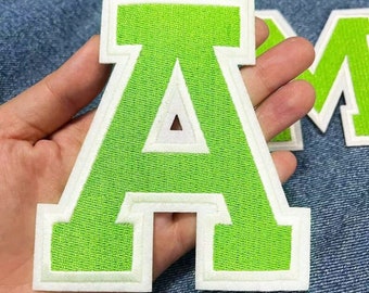 Patch bordado de letras verdes de 4,4 polegadas, patches de alfabeto com nomes faça você mesmo, patch de letras grandes, patches para bolsas de roupas, patch de passar a ferro