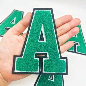 4,7 polegadas Letras Verdes Chenille Ferro Em Patch, Grande Letra Patch, Bordado Aplique Letras DIY Nome Crachá Alfabeto Patches
