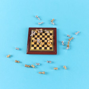 Mini Chess Resolution