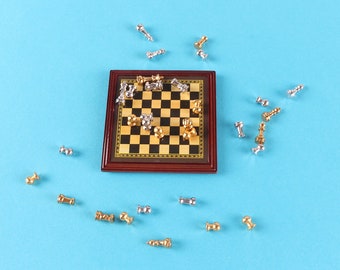 Dollhouse Miniature Chess, 1:12 Dollhouse Mini Metal Chess Set, Dollhouse Mini Accessories, Dollhouse Mini Siliver Gold Chess