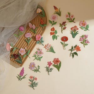 Pink Flower Floral Embroidered Patch,Plant Flowers Patch,Iron On Patch