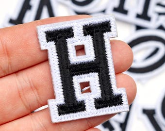Écusson brodé lettres noires de 1,6 pouce