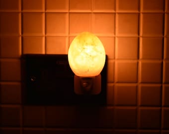 Himalayan Salt Egg Night Light Lamp 100% Natural Crystal Salt Lamp Hand Crafted Healing Lamp Decorative Gift