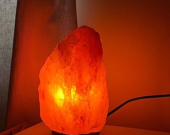 Himalayan Salt Lamp 100% Natural Pure Pink Crystal Rock Salt Hand Crafted Lamp With Blub Healing Ionizing Table Lamps Gift