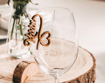Glaseinhänger personalisiert,  Name mit Herz, Personalisierte Platzkarte, personalisiertes Gastgeschenk Hochzeit, Glasanhänger