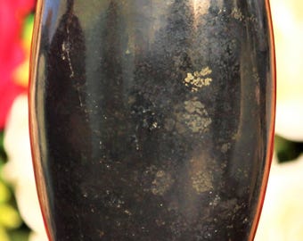 Huevo de cristal de coppernita negra pulida: piedra curativa grande (175 mm)