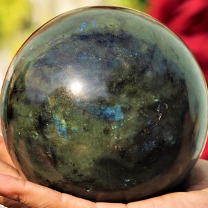 Large Green Labradorite Crystal Sphere: Chakra Alignment & Home Decor