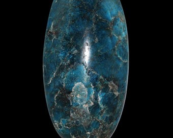 Lingam de cristal de apatita azul pulido de 100 mm: decoración para equilibrar los chakras