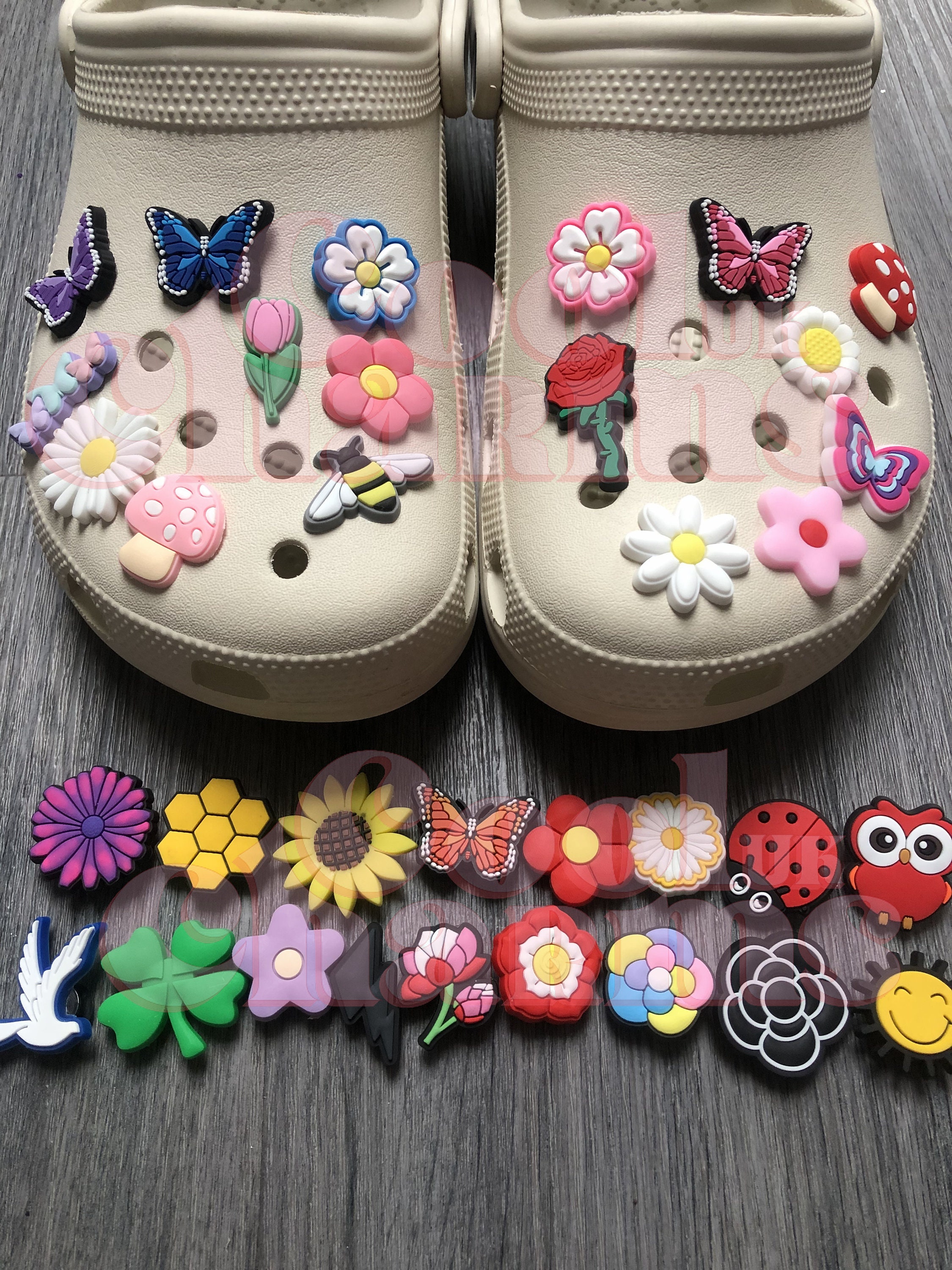 30-500PCS jibz Wholesale Random store Cartoon cute Shoe Charms Decrations  For Croc Charms Kids X-mas Gifts Shoe Accessories