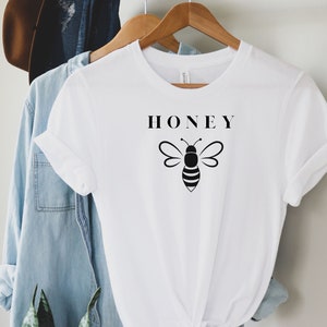 Honey Bee T-shirt, Honey Shirt, Bee Shirt, Bee Botanical Shirt, Nature Shirt, Gift For Her, Wildflower TShirt, Best Friend Gift