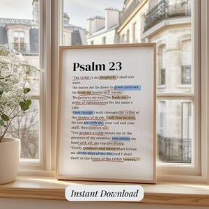 Puede incluir: Un diseño de arte de pared imprimible con el Salmo 23, un pasaje de la Biblia. El texto está en fuente negra sobre un fondo blanco con un marco negro simple. El texto dice "El Señor es mi pastor; nada me faltará." y continúa con el resto del salmo.