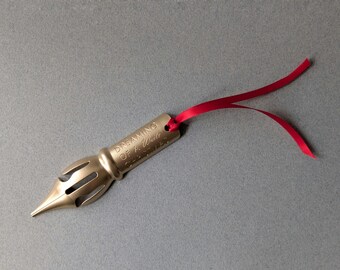 Dreaming Of A Write Christmas Fountain / Dip Pen Nib Tree Decoration