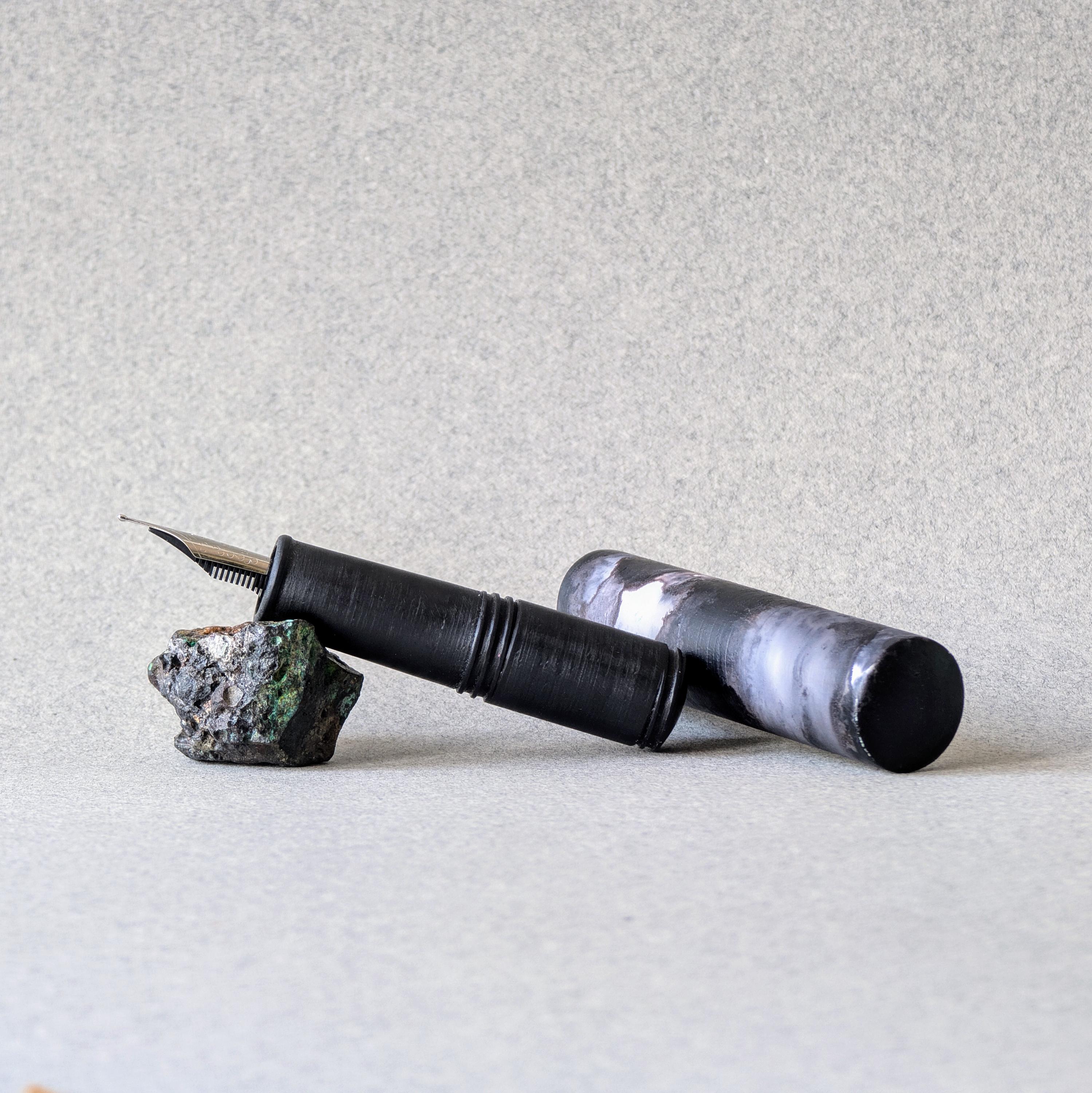 ONOTO THE PEN ブラック万年筆 詳細ページ | 万年筆 ボールペンなど高級筆記具の販売・買取