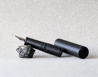 3D Printed Pocket Fountain Pen (Textured Black)