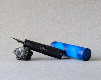 3D Printed Pocket Fountain Pen (Blue Marble)