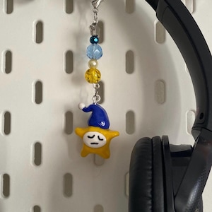 Lucky sleepy star keychain- polymer clay bag accessory- whimsical charm/trinket- decor