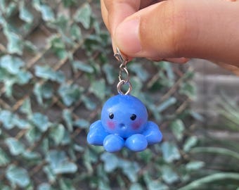 Portachiavi fatto a mano a forma di polpo blu - ciondolo in pasta polimerica - regalo unico fatto a mano - ciondolo a forma di polpo - grazioso portachiavi a forma di polpo